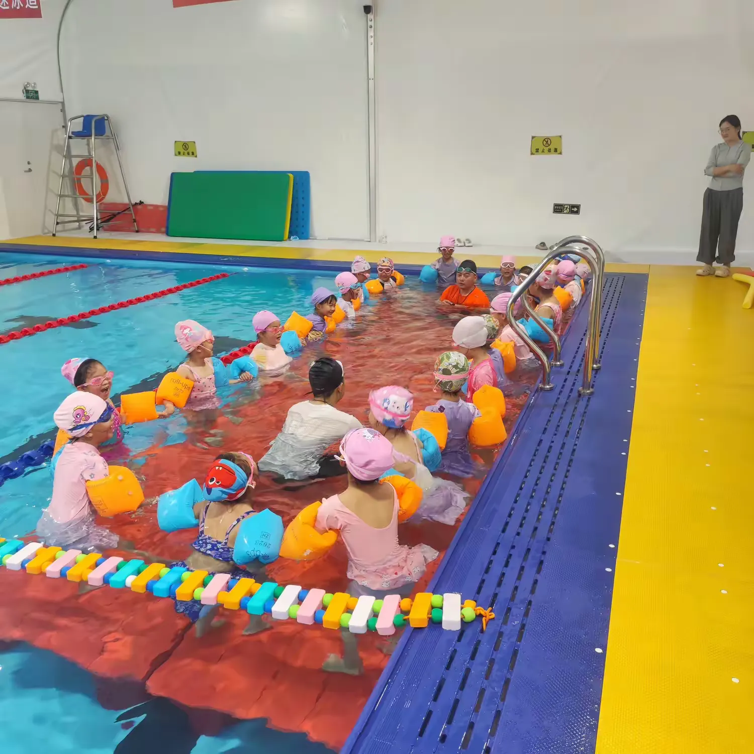 一年级八班防溺水实践课课堂精彩瞬间